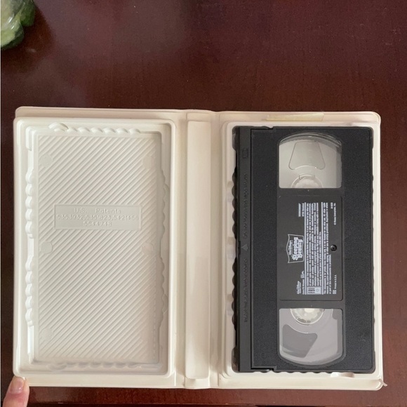 Walt Disney’s Limited Edition Sleeping Beauty VHS Tape - Picture 4 of 6